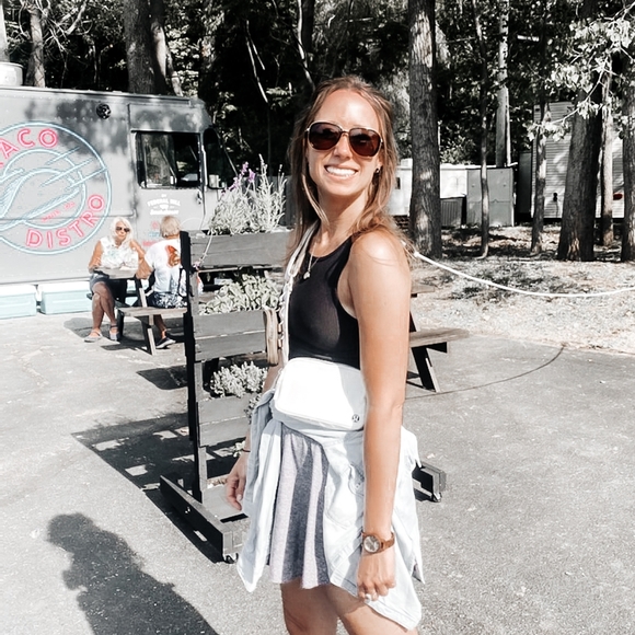 Hello, hello. I'm Kara😺 - Picture 1 of 4